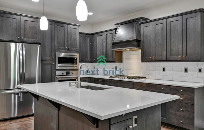 Bothell 5BR 3Bath-on a quiet neighborhood with smart upgrades + EV charging