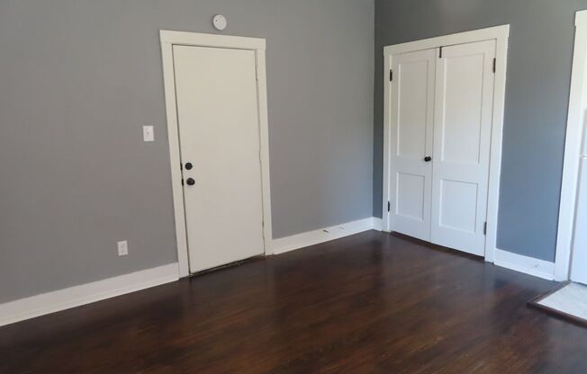 Studio, 1 bath, 400 sqft, $645, Unit #12