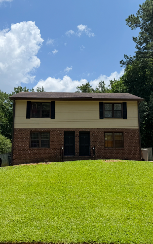 1405 HARTH DR