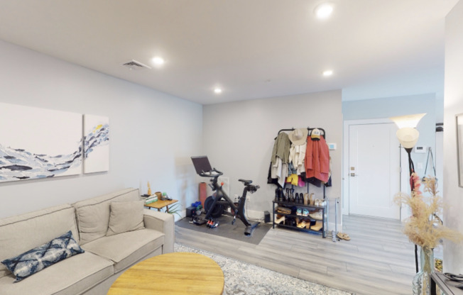 1 bed, 1 bath, 650 sqft, $3,695, Unit 306