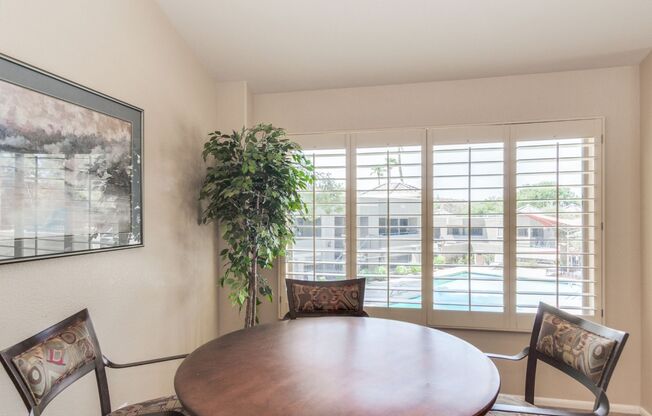 2 beds, 2 baths, $1,395, Unit # 1086