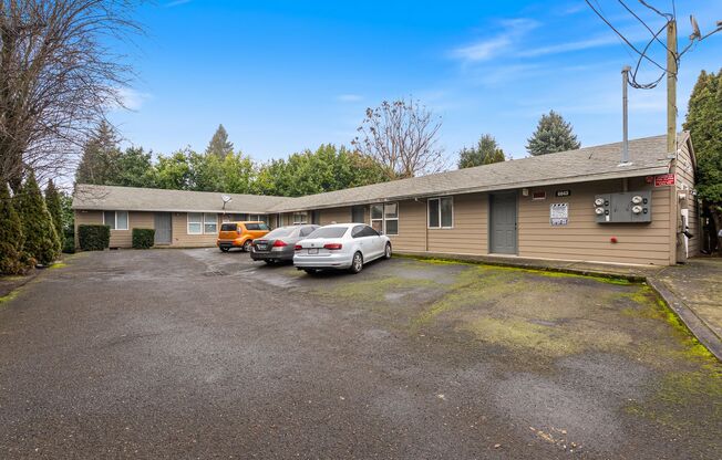 6043 -6051 NE Simpson