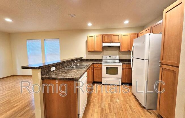 8108 NE 36 CT