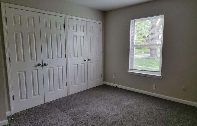 2 beds, 2 baths, 1,015 sqft, $1,292, Unit 016102