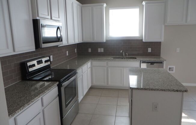 3 Bedroom 2 Bathroom Leander  Home