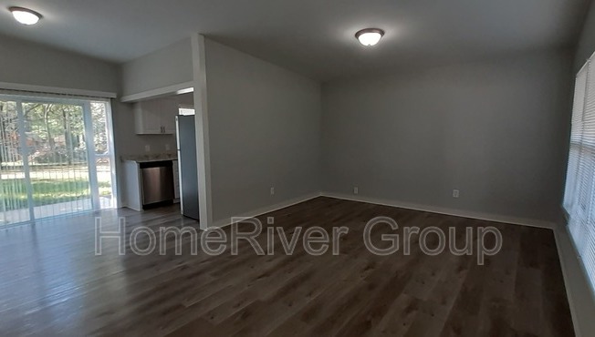 6110 PERRINE DR