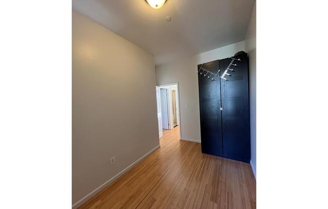 75 W 126 ST