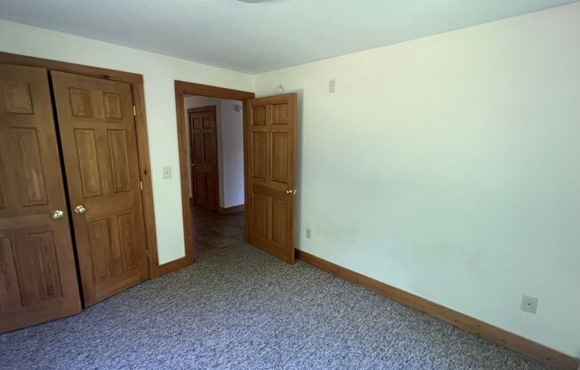 4 beds, 1 bath, $3,500, Unit Unit 1