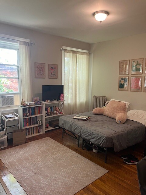 Studio, 1 bath, $2,250, Unit 22