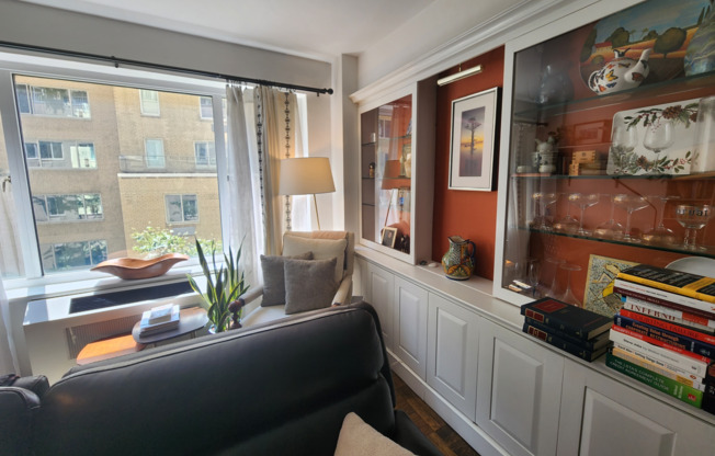 2 beds, 2 baths, 1,240 sqft, $8,275, Unit 5F