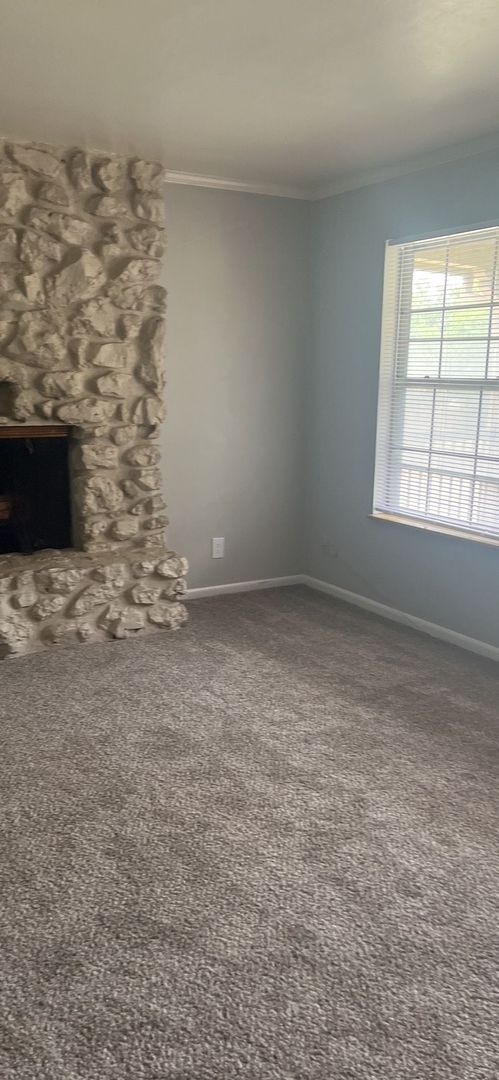 2 beds, 2 baths, 1,055 sqft, $935, Unit 30-206