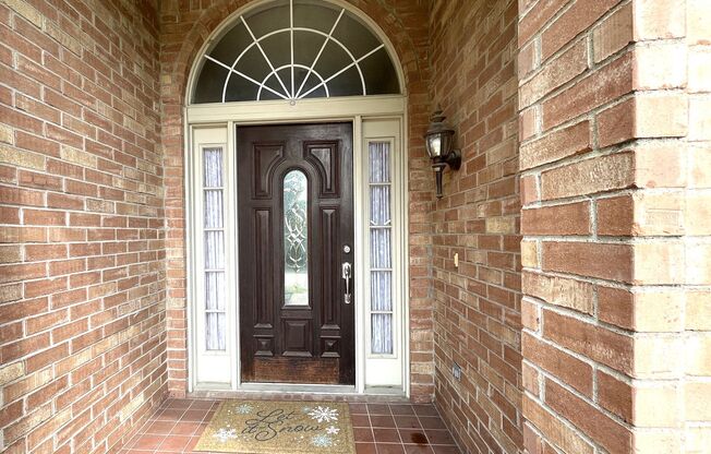 3 bedrooms, 2 bathrooms For rent in Carrollton