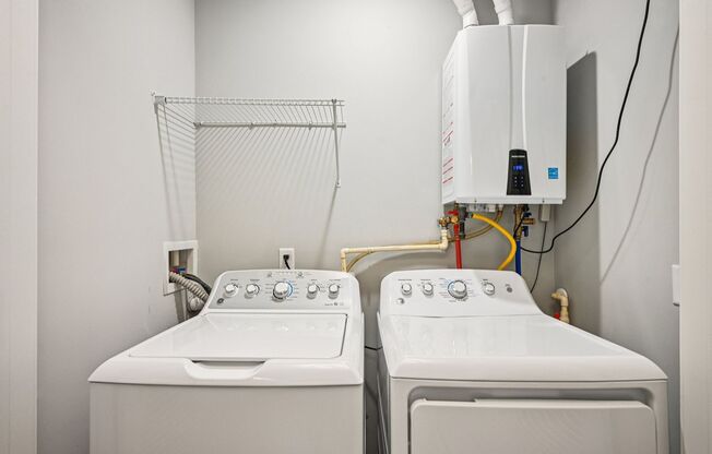 2 beds, 2 baths, 1,304 sqft, $3,484, Unit 3207