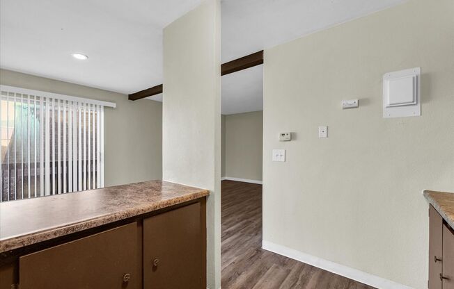 1 bed, 1 bath, 720 sqft, $1,006, Unit 6C