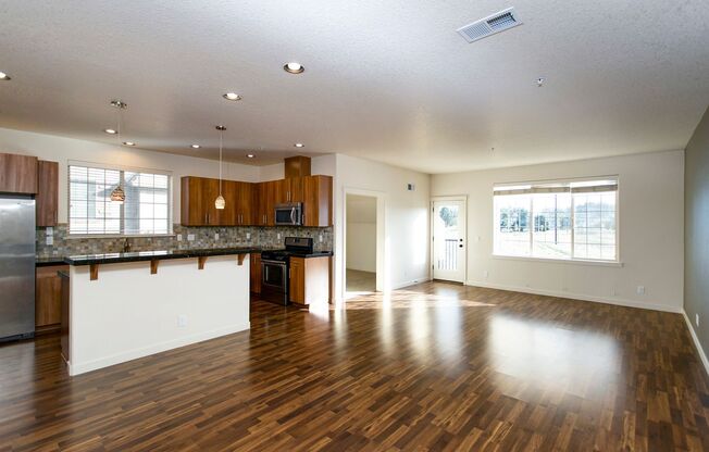 2BD 2.5BA + Office + Tri Level Townhouse w/Garage + AC + Balcony + Washer/Dryer Included
