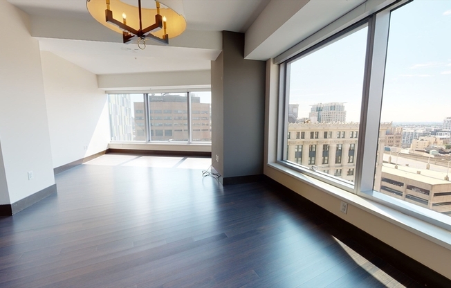 1 bed, 1.5 baths, 1,040 sqft, $5,200, Unit 17H