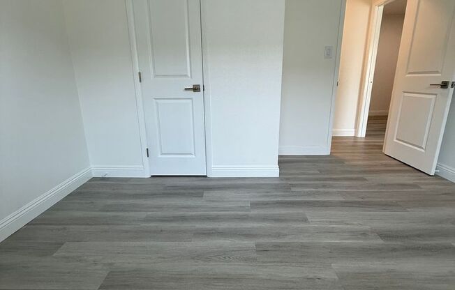 2 beds, 1 bath, 850 sqft, $2,325, Unit 9185-10