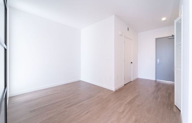 Studio, 1 bath, 431 sqft, $2,695, Unit 609