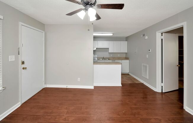 1 bed, 1 bath, 515 sqft, $897, Unit 3