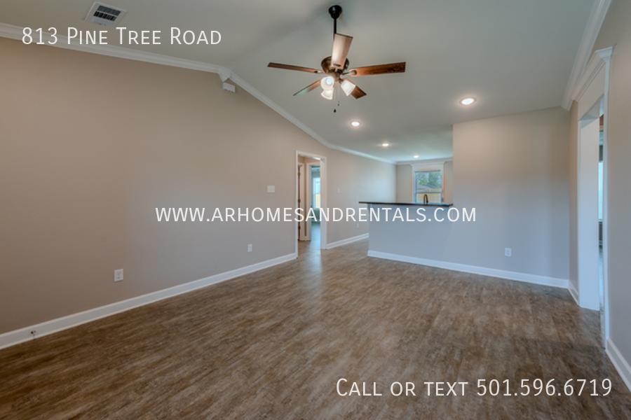 813 PINE TREE RD