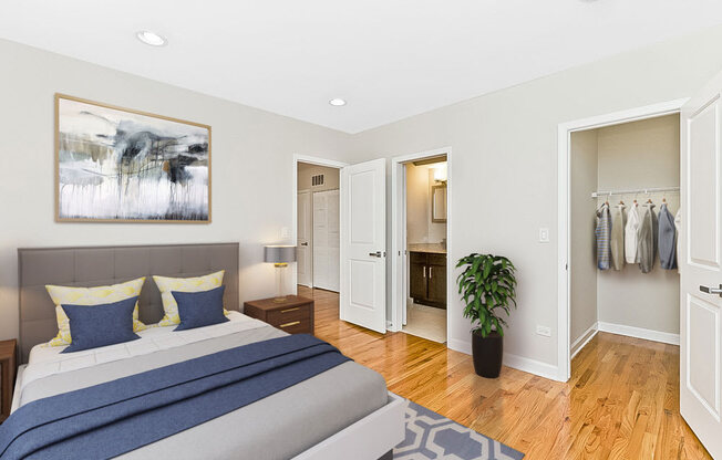 Lincoln Square Commons Bedroom