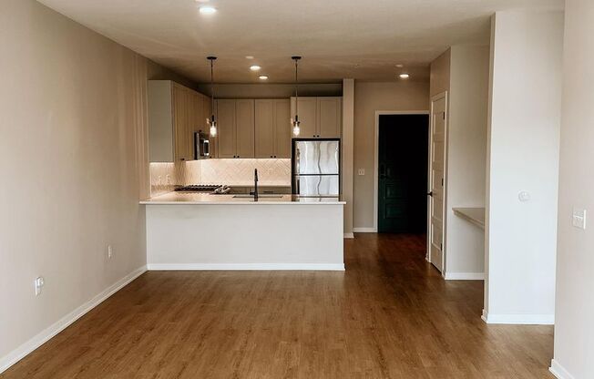 1 bed, 1 bath, 918 sqft, $2,495, Unit 206