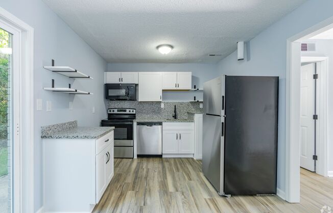 2 beds, 1.5 baths, 1,000 sqft, $1,275, Unit 28