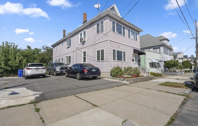 205 EMERALD ST