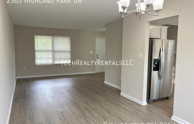 2303 HIGHLAND PARK DR