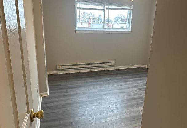 Majestic Court Apartments