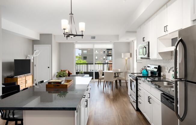 MEET VINTAGE ON SELBY APARTMENTS