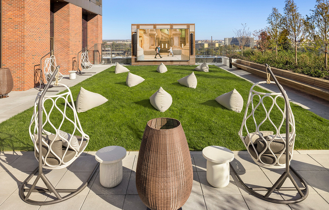 231023_EJ_avira_philly_0023_MEDIUM_RES