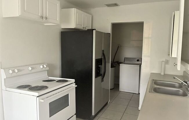 Cute 3 Bedroom House with Carport
