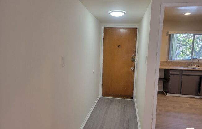 1 bed, 1 bath, 720 sqft, $1,650, Unit 3