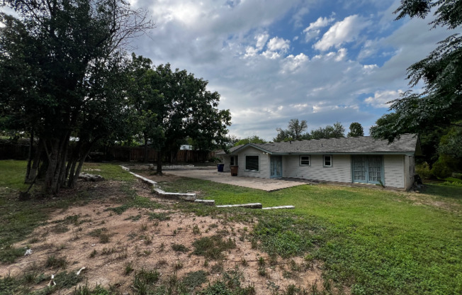 1103 FLORADALE