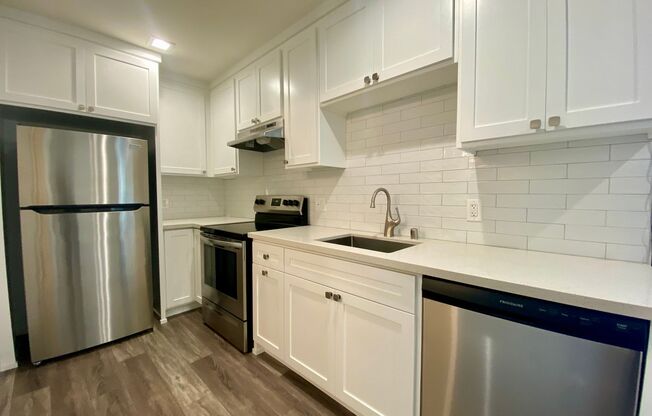 Addison Arms Apartments