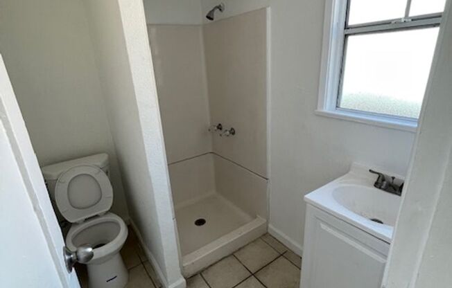 1 bed, 1 bath, $1,825, Unit 6215