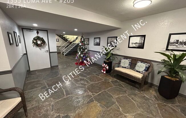 1355 Loma Avenue #208