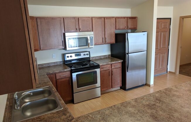 2 beds, 2 baths, 966 sqft, $1,245, Unit 5100-306