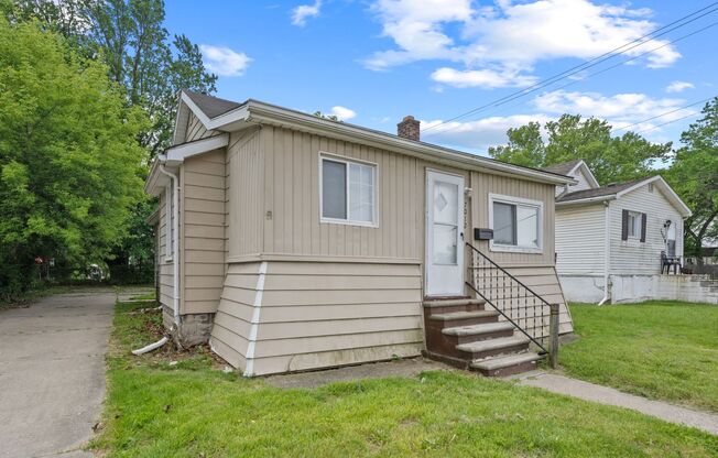 2-Bedroom, 1-Bathroom Home for Lease!