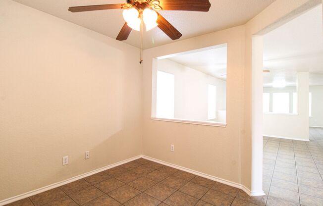 6515 Rosewood Crest