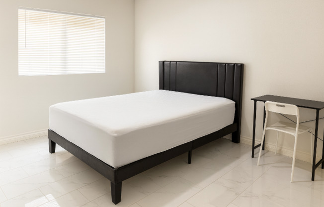 4792 E CINCINNATI AVE