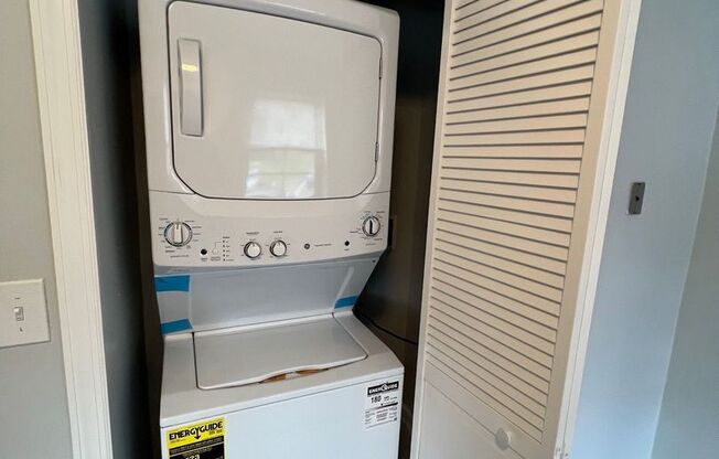 1 bed, 1 bath, 675 sqft, $2,200, Unit E641A