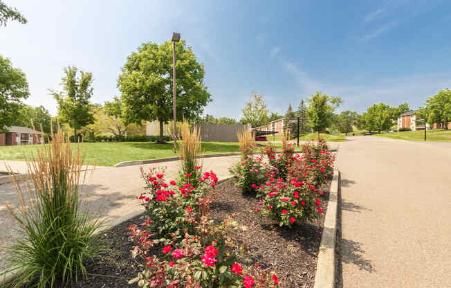 This is a picture of building exteriors/grounds at Fairfield Pointe Apartments in Fairfield, Ohio.