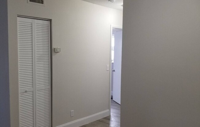 1 bed, 1 bath, 700 sqft, $1,695, Unit C-28