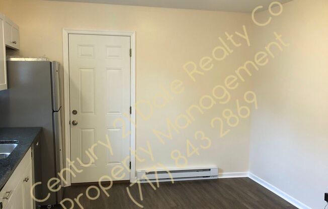 Beautifully Renovated 2 BR, 1.5 Bath in Dover, PA