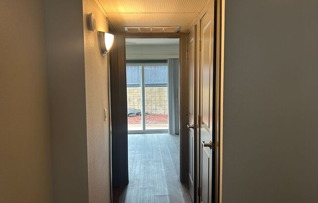 1 bed, 1 bath, 750 sqft, $2,510, Unit B065