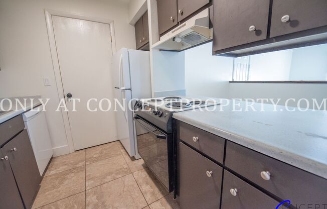 2 beds, 1 bath, 830 sqft, $1,399, Unit 7108 02