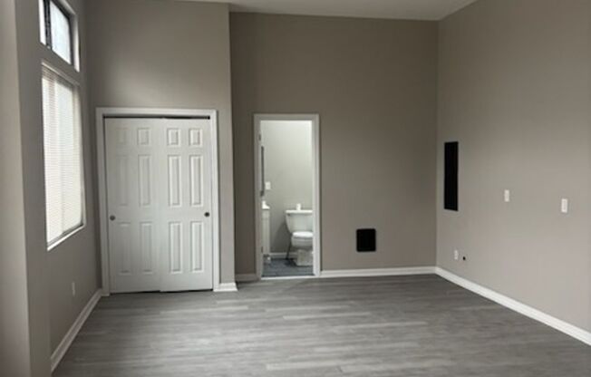 3098 1/2 Ruth Street