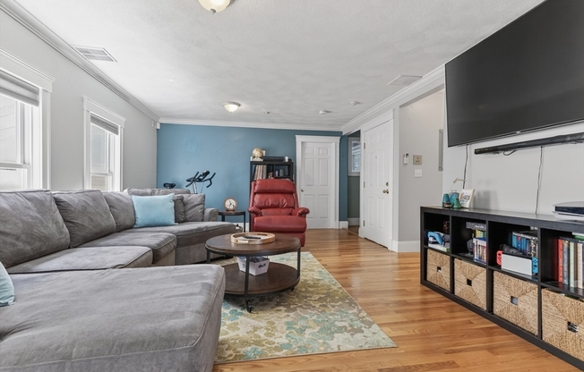 17 B BONAIR ST